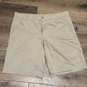 Fila khaki shorts 38‎